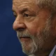 lula Interrompe Viagem à China