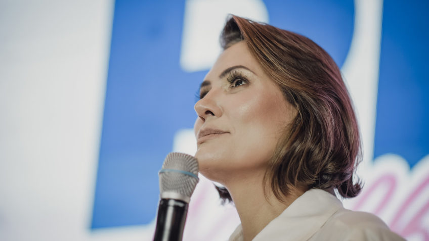 PF pode pedir ao STF para investigar Michelle Bolsonaro: entenda o caso