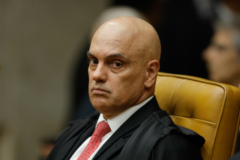 Moraes rejeita pedido de Valdemar e confirma decisão prejudicial ao PL