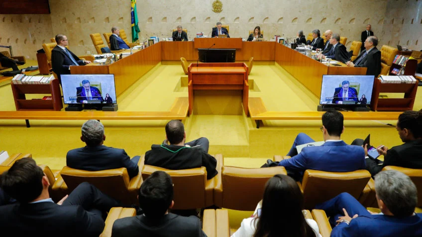 Oposição afirma: 'O crime organizado está em festa com decisão do STF sobre maconha'