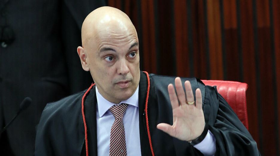 Moraes Cassa Sentença que Apontou seu Próprio Erro e Manda CNJ Investigar Juiz que ‘Desafiou’ STF
