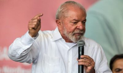 Lula afirma que Bolsonaro comprou voto e não volta mais à Presidência