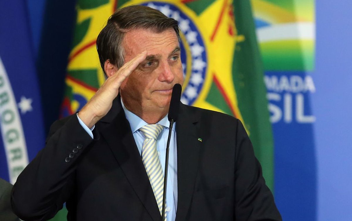 Defesa de Bolsonaro se pronuncia sobre desvio de joias sauditas