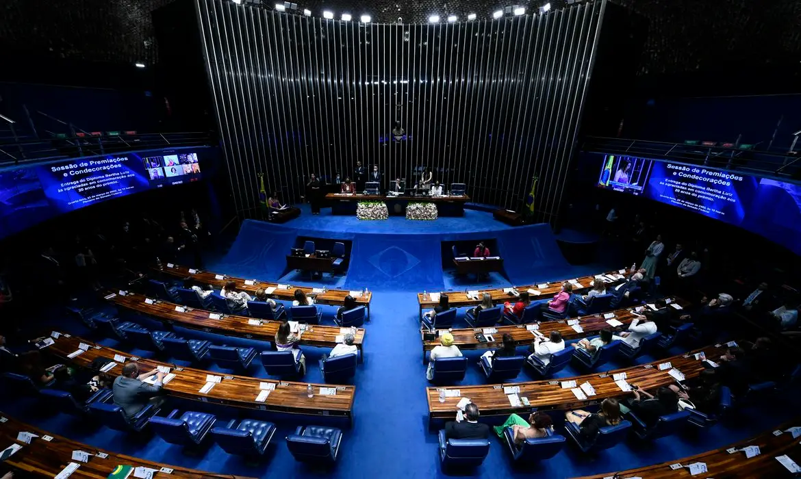 Cinco senadores são alvo de processos no Conselho de Ética do Senado