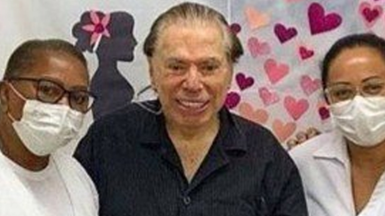 Silvio Santos é internado novamente em São Paulo aos 93 anos