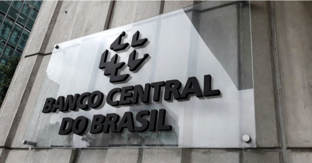 Banco Central investiga suspeita de lavagem de dinheiro envolvendo Banco Luso Brasileiro e PCC