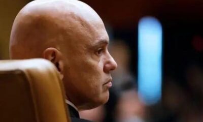 Oposição protocola impeachment de Alexandre de Moraes com 1 milhão de assinaturas populares