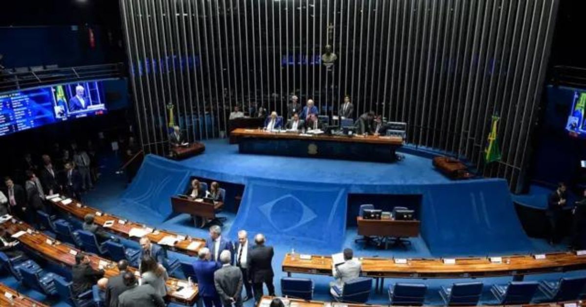 PEC que visa restringir poderes do STF está nas mãos de indicado por Bolsonaro