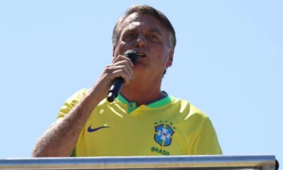 Bolsonaro quebra o silêncio e responde às críticas de Malafaia