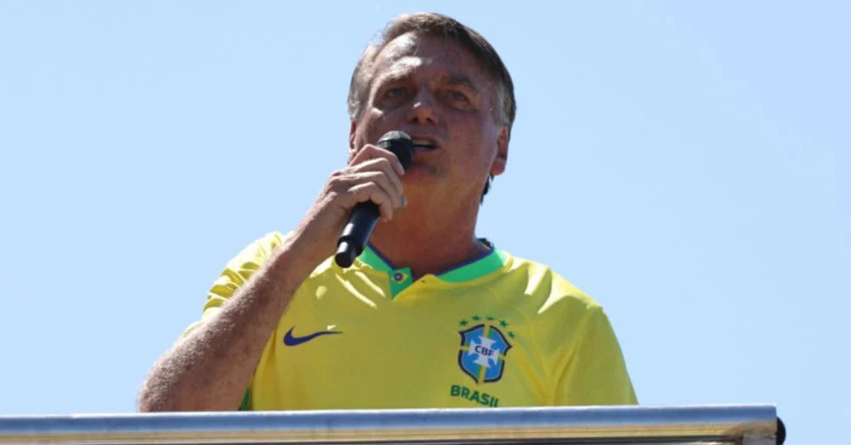 Bolsonaro quebra o silêncio e responde às críticas de Malafaia