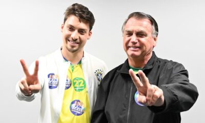 Filho de Jair Bolsonaro é eleito com maior número de votos em Camboriú