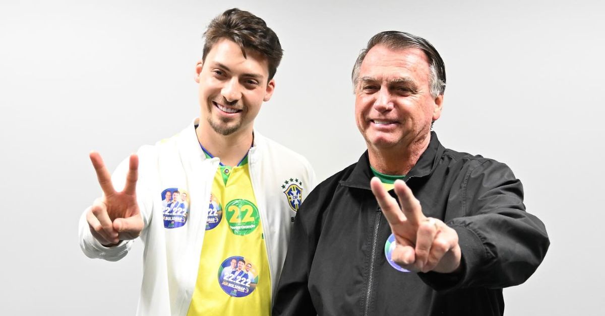 Filho de Jair Bolsonaro é eleito com maior número de votos em Camboriú