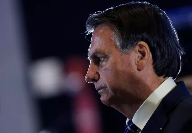 Pressão total! Bolsonaro corre risco de perder patente de capitão?